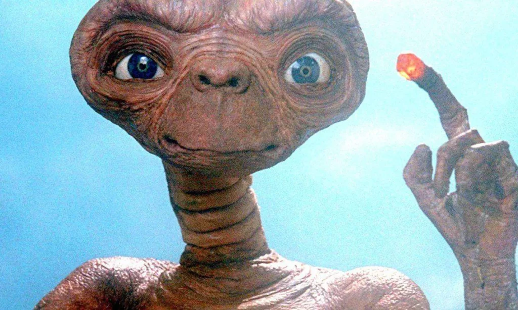 Characters Beginning With E - E.T.